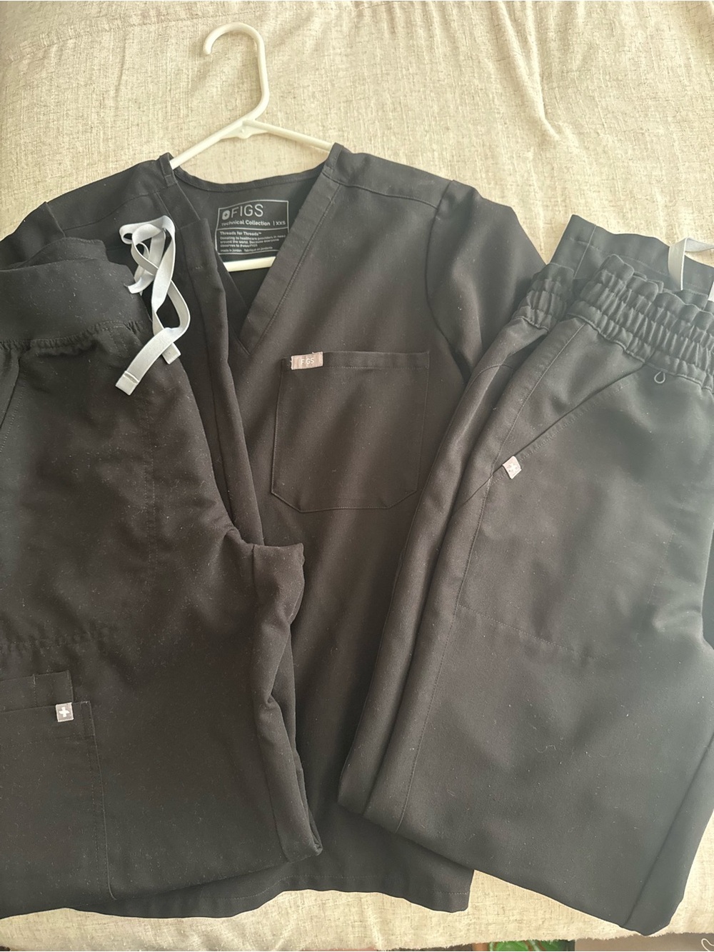 Figs women  Black Jogger-Style Scrub Pants and Top Set